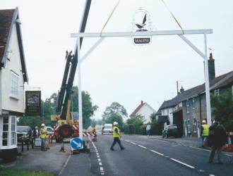 Magpie sign being replaced - date not known